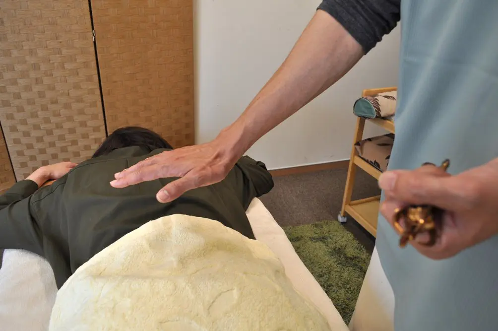 ひかり整体院のオーラの浄化の風景